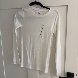 GAP Women's Long Sleeve Tee - White